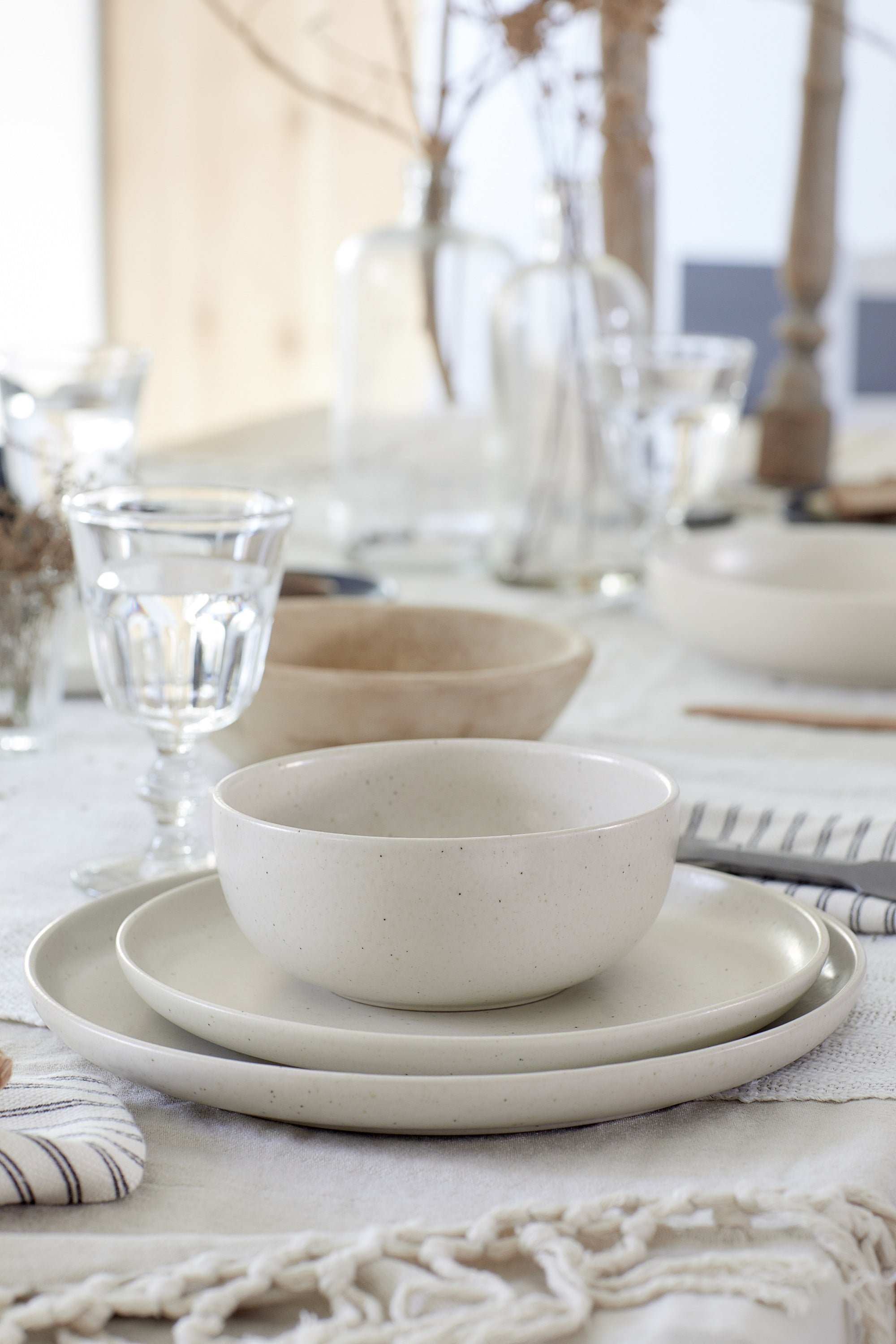 PACIFICA DINNERWARE