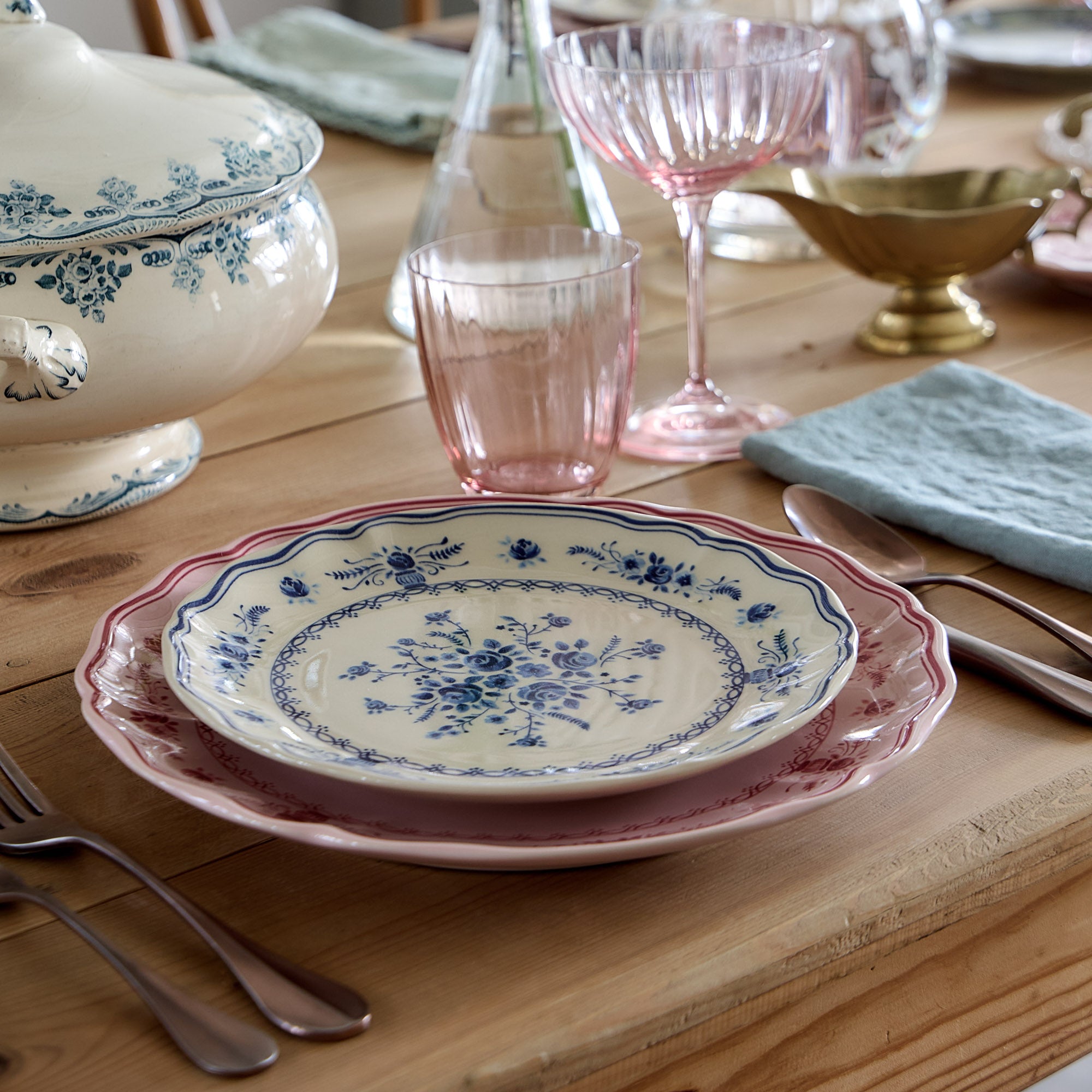 Dinner Plate Vila Pink & Red | COSTA NOVA