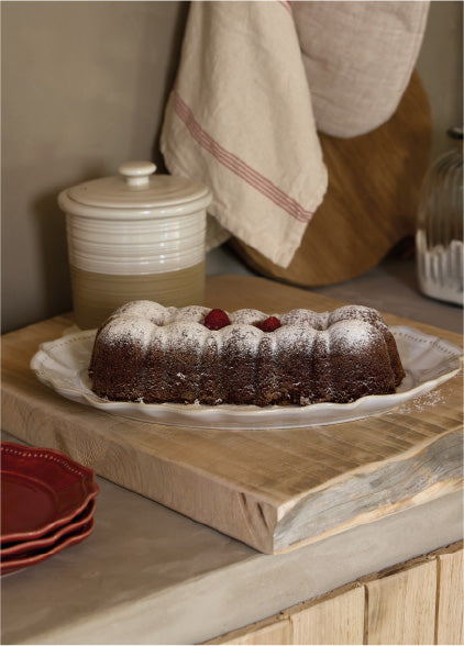 CHOCOLATE CAKE