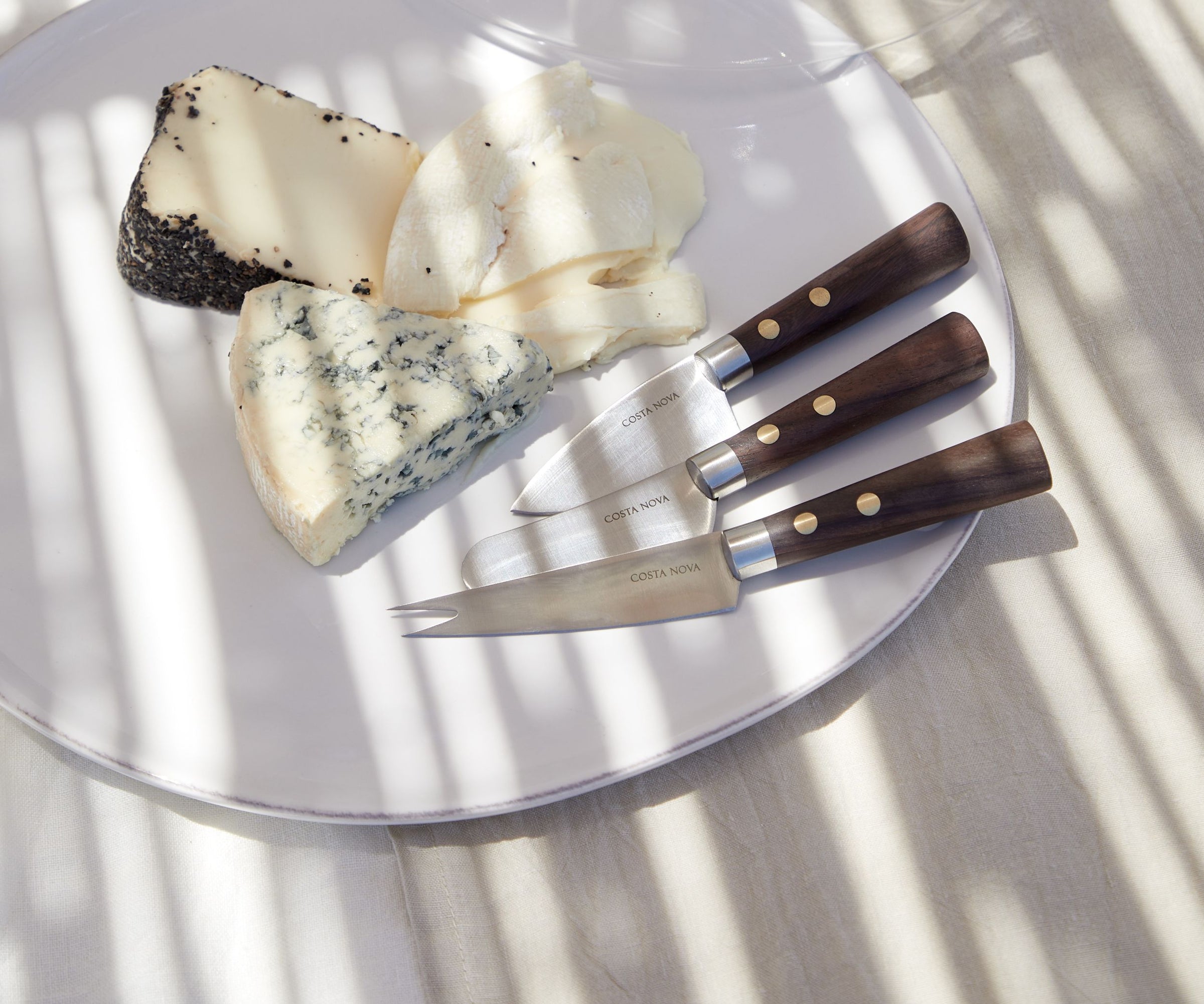 Shop the Cheese Knives collection